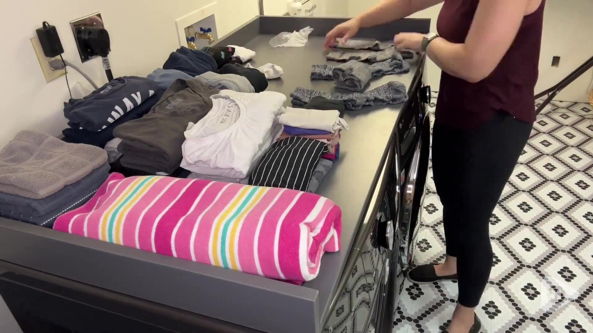 Video poster - mid-fold on WDCT in real laundry room